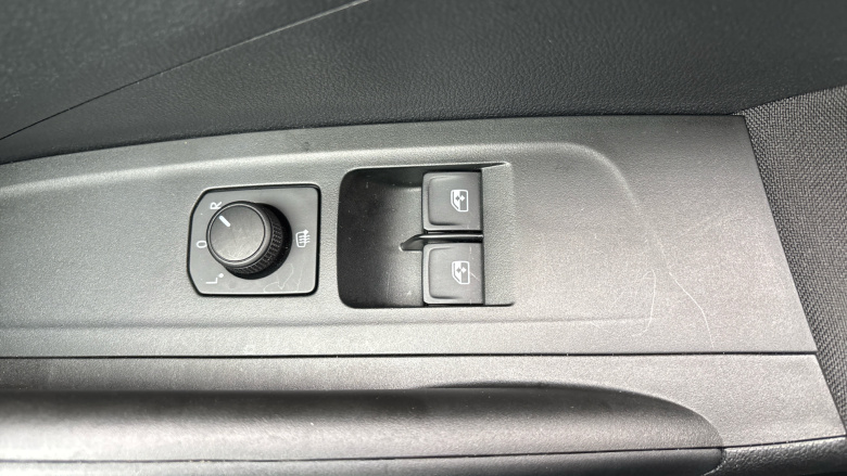 Skoda Fabia 1.0 MPI 80 SE Comfort 5dr Petrol Hatchback